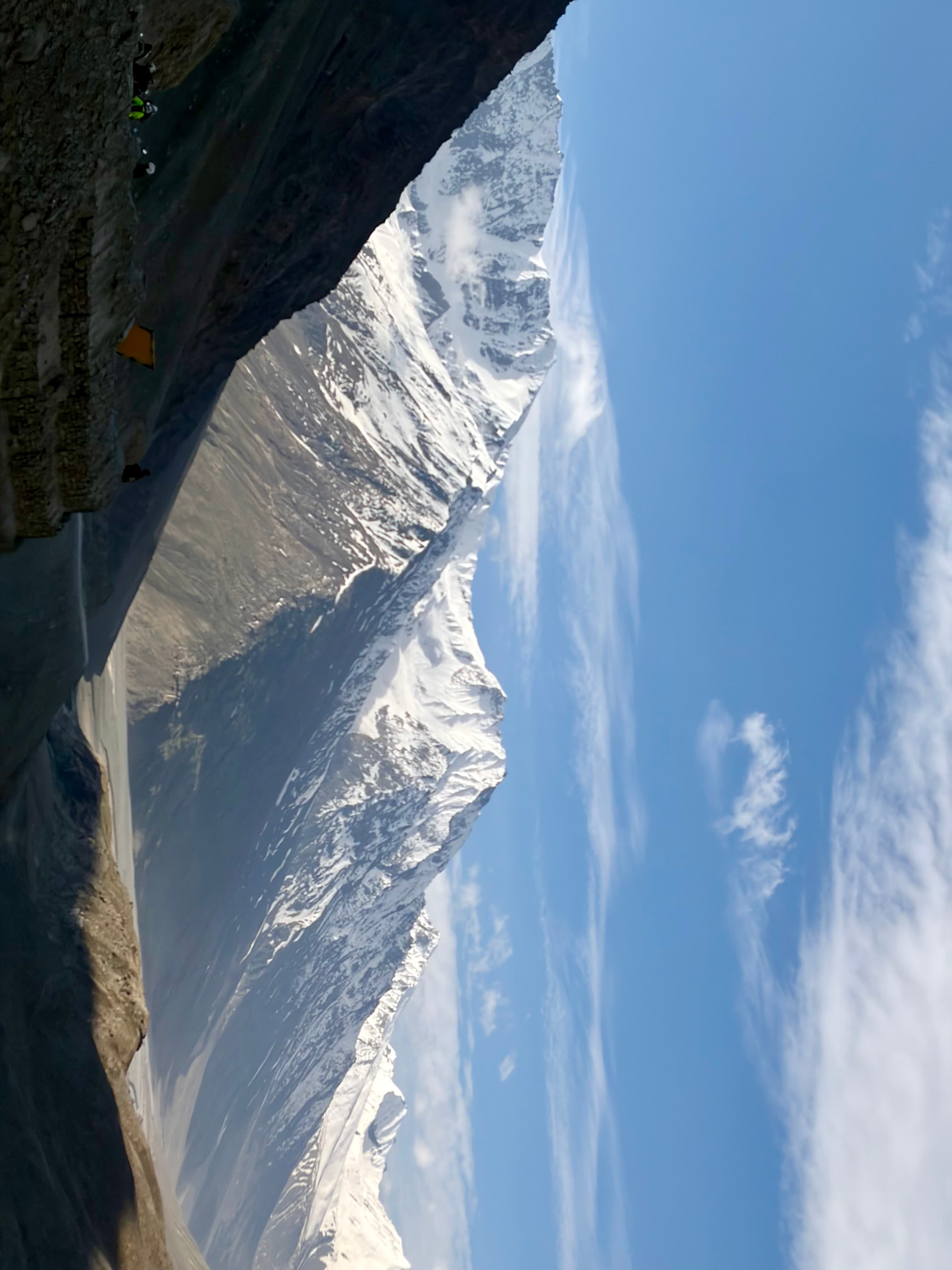 The rough mountain road towards Chandratal