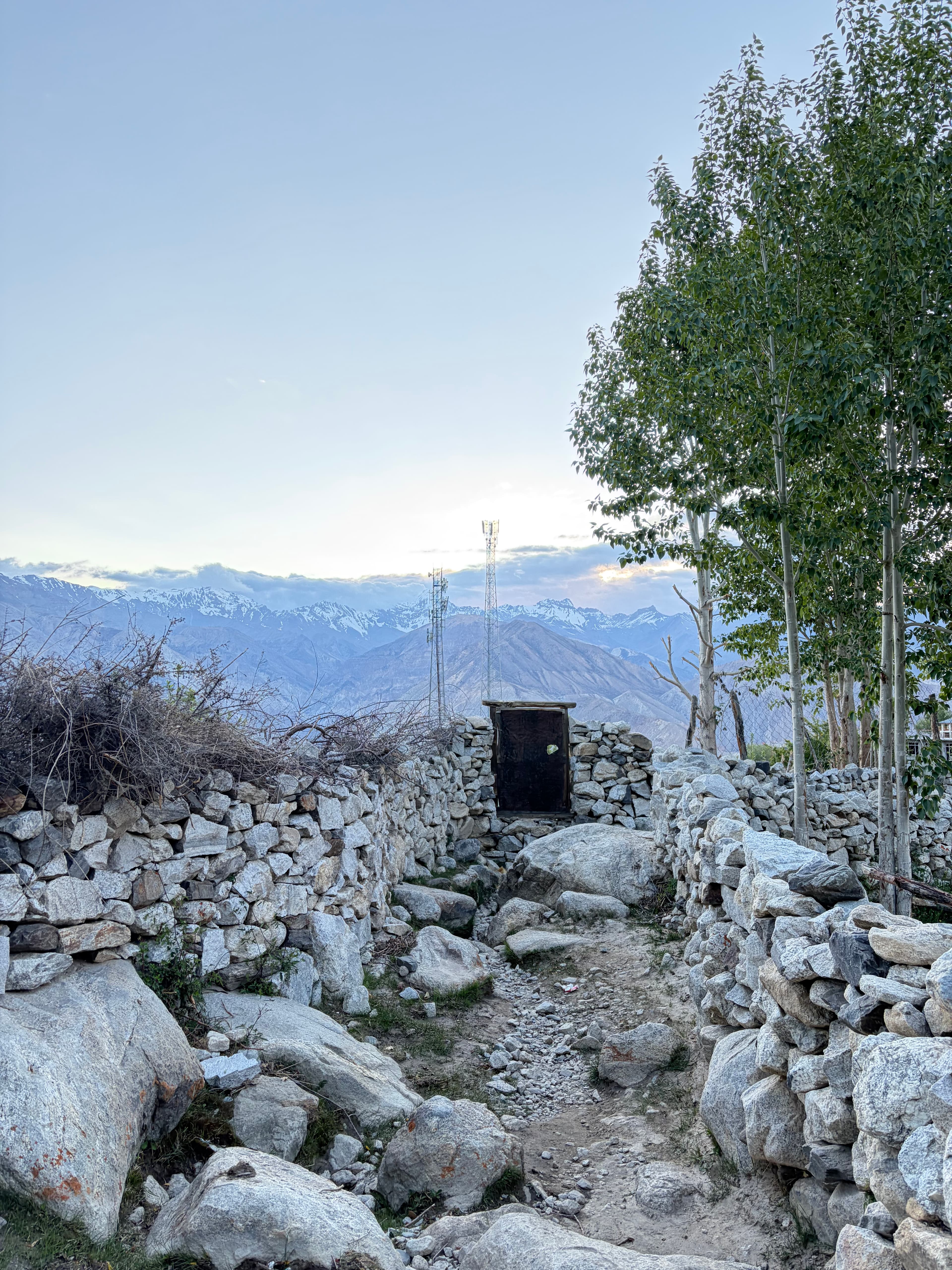 A quiet mountain view near Nako
